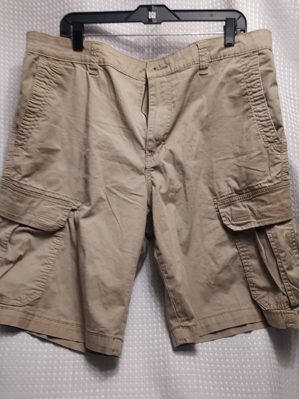 Tony Hawk Tan Cargo Shorts with Utility Pockets